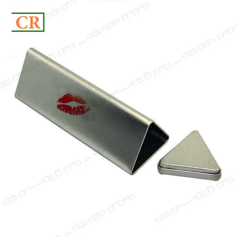 ЦР троугласта метална кутија (1)